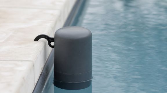 Tout savoir sur les flotteurs d’hivernage et leur utilité réelle