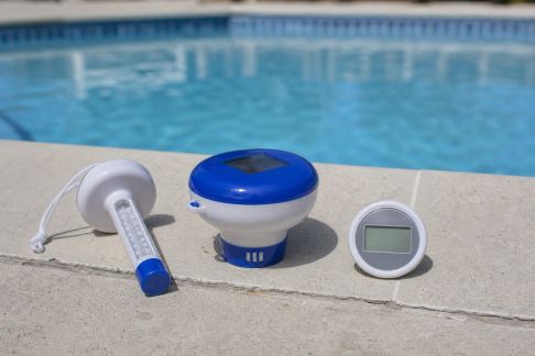Les différents types de thermomètres de piscine expliqués simplement